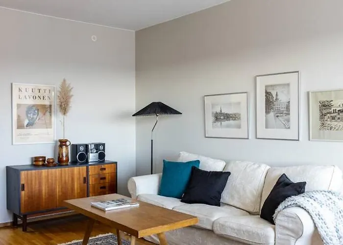 Borg Isolinna, Spacious 2-room شقة بوري